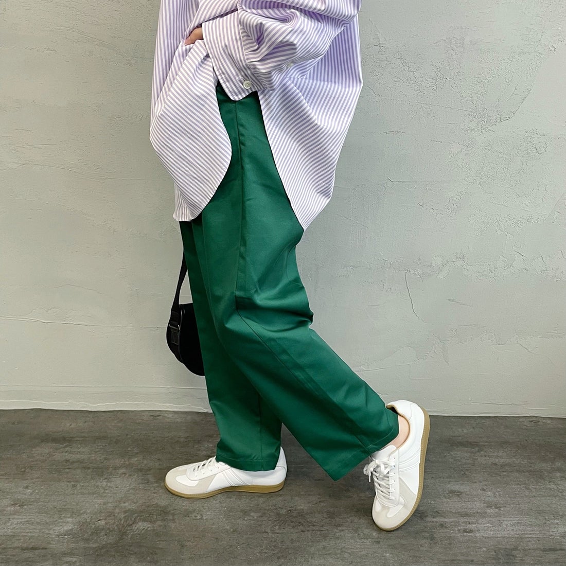 Jeans Factory Clothes [ジーンズファクトリークローズ] 1タック イージースラックスパンツ [22AWINW-03PT] GREEN &&モデル身長：161cm 着用サイズ：L&&
