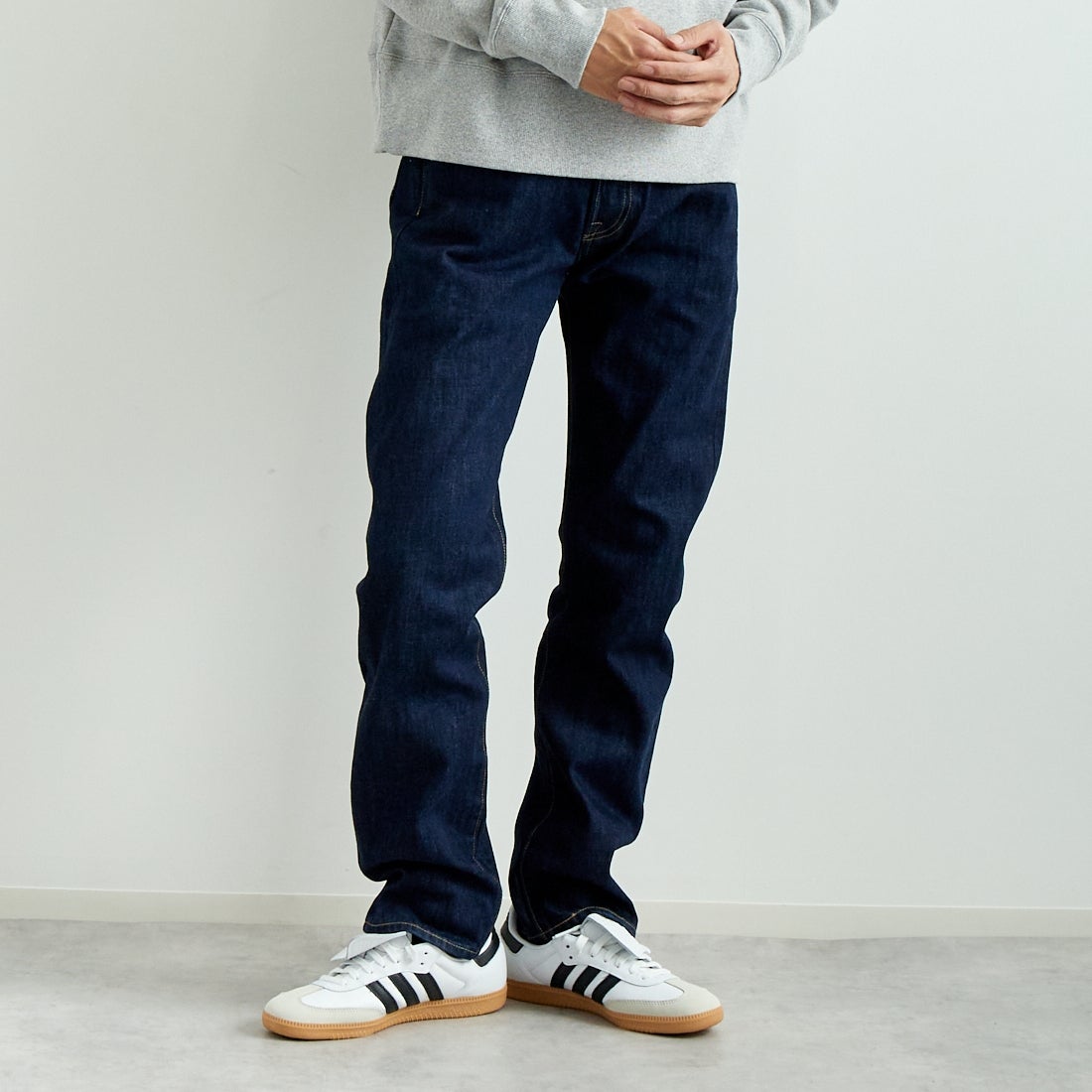 LEVI'S [リーバイス] 501 リーバイス オリジナルフィット [00501-14] 84 CRISPY &&モデル身長：182cm 着用サイズ：30&&