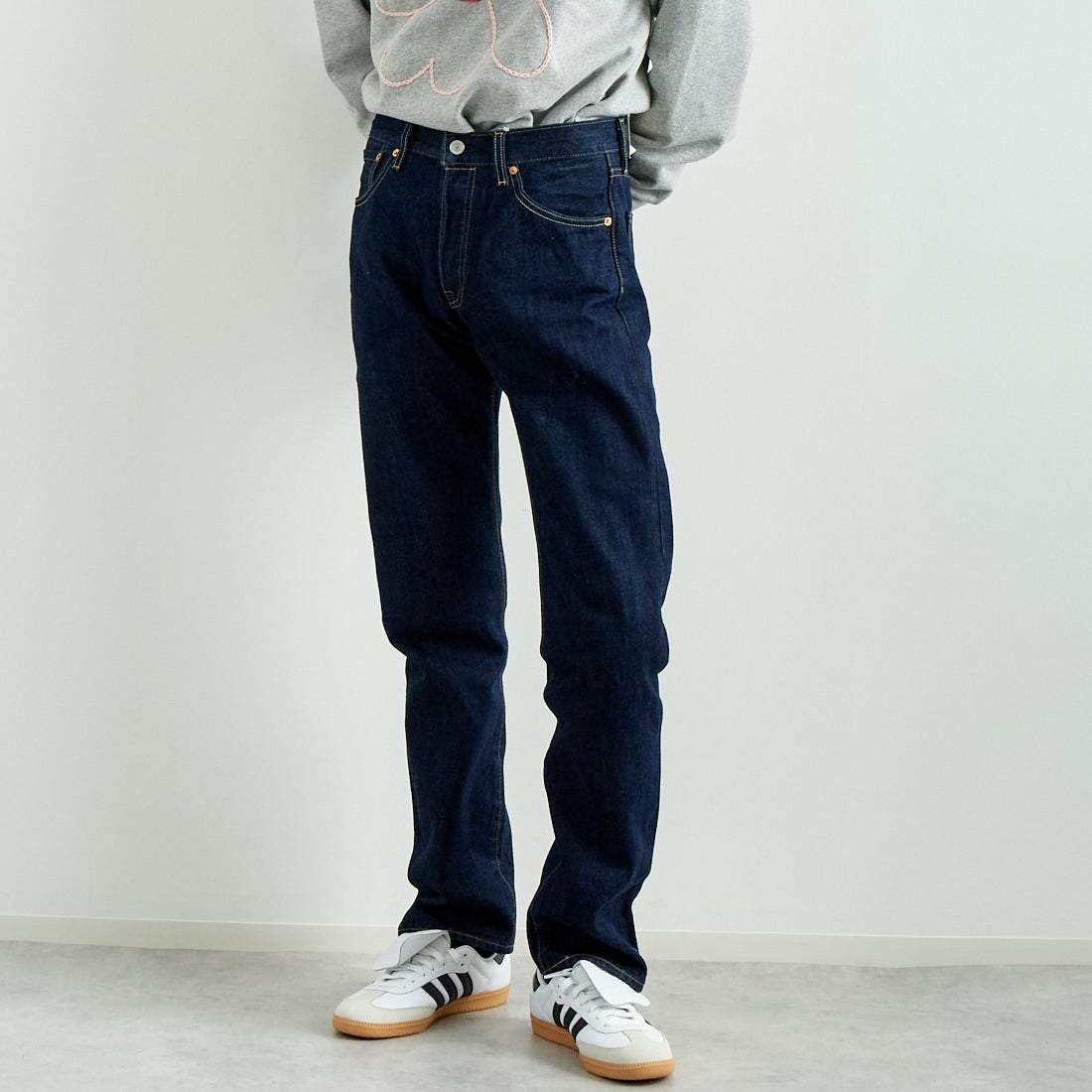 LEVI'S [リーバイス] 501 リーバイス オリジナルフィット [00501-14] 84 CRISPY &&モデル身長：182cm 着用サイズ：30&&