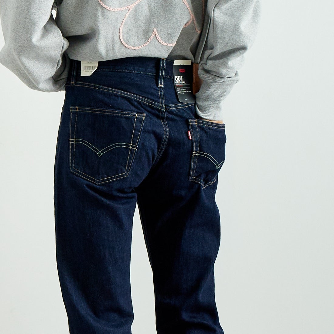 LEVI'S [リーバイス] 501 リーバイス オリジナルフィット [00501-14] 84 CRISPY &&モデル身長：182cm 着用サイズ：30&&