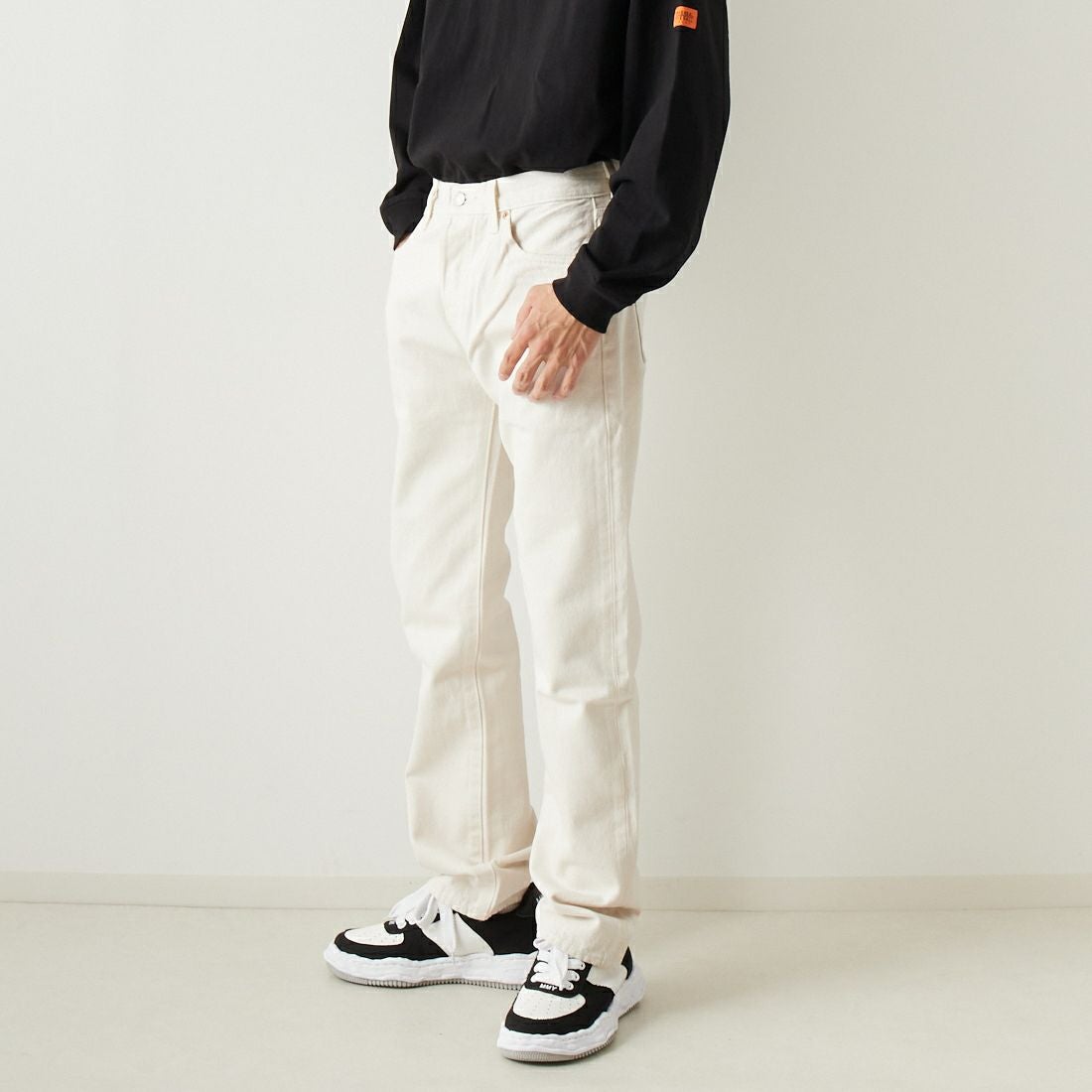 LEVI'S [リーバイス] 501 オリジナルフィット [00501-32] 79 MY CAND &&モデル身長：182cm 着用サイズ：32&&