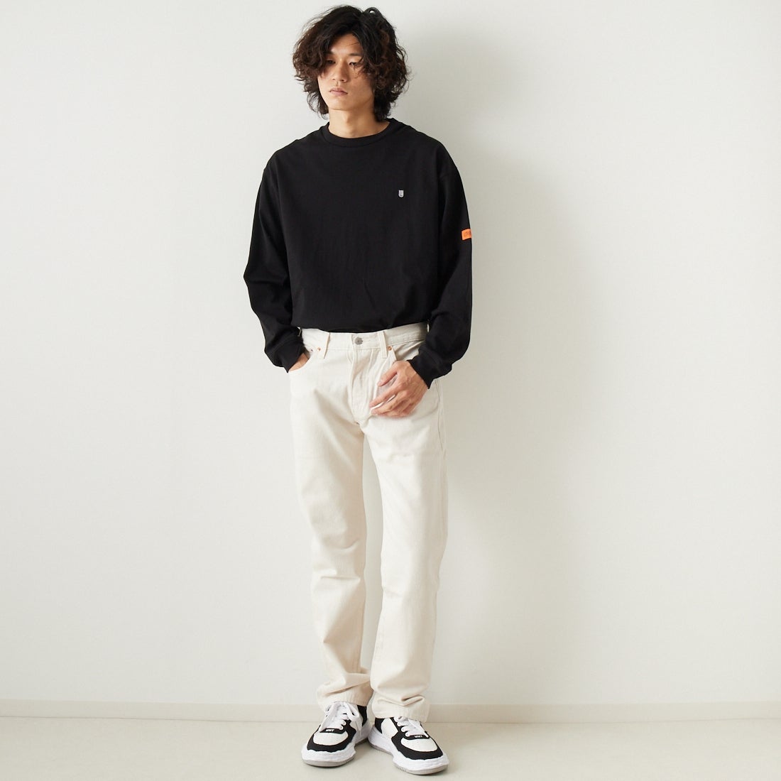 LEVI'S [リーバイス] 501 オリジナルフィット [00501-32] 79 MY CAND &&モデル身長：182cm 着用サイズ：32&&