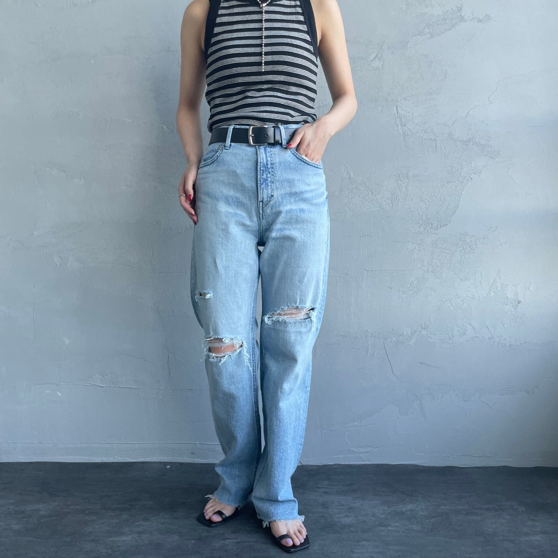 YANUK [ヤヌーク] ボーイズストレート LEA/レア [57121231] DMF &&モデル身長：156cm 着用サイズ：23&&