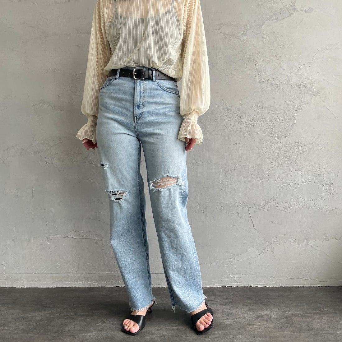 YANUK [ヤヌーク] ボーイズストレート LEA/レア [57121231] DMF &&モデル身長：163cm 着用サイズ：25&&