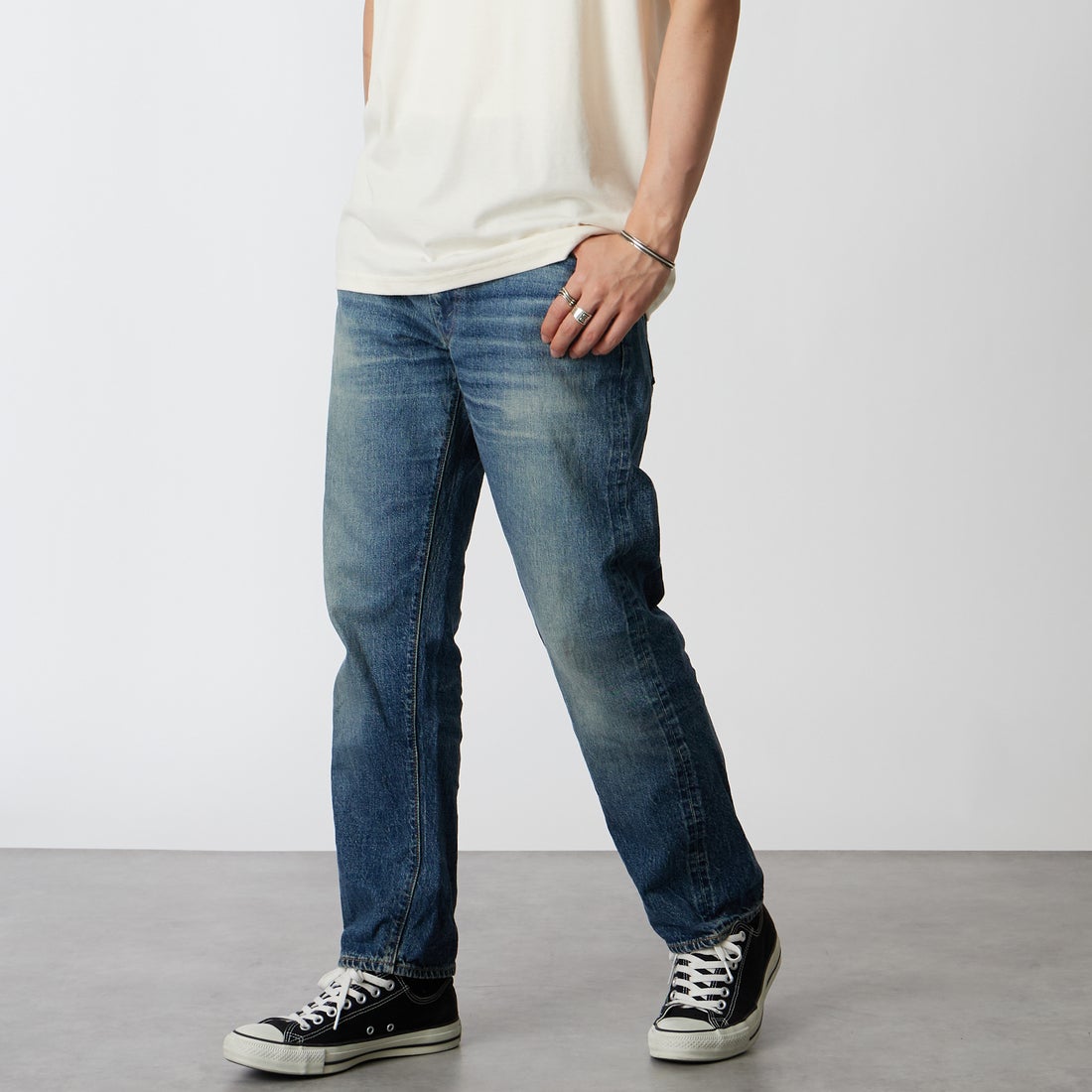 WAREHOUSE [ウエアハウス] 2ND-HAND デニムパンツ(USED WASH) [1105] UW (USED WASH 中) &&モデル身長：177cm 着用サイズ：32&&