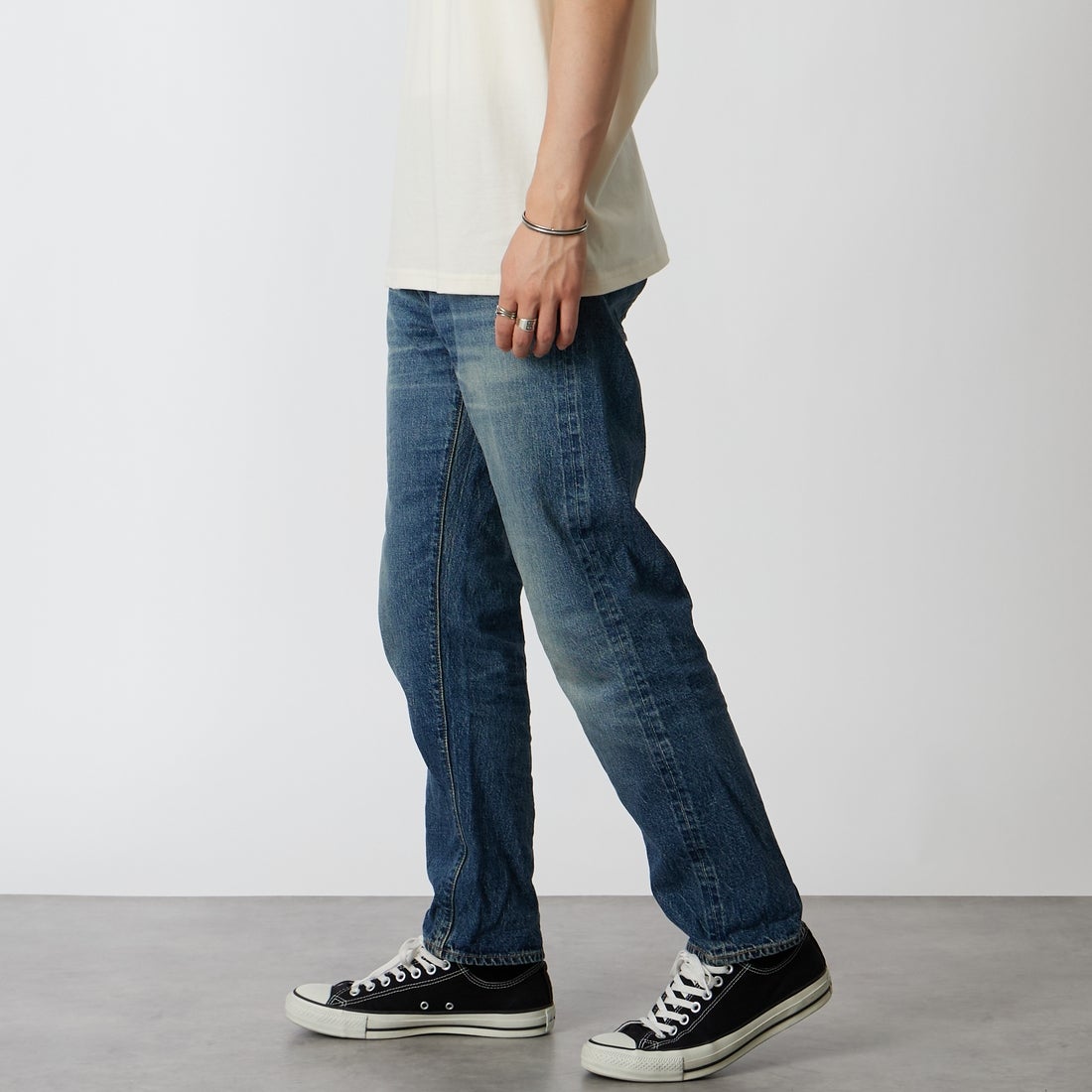 WAREHOUSE [ウエアハウス] 2ND-HAND デニムパンツ(USED WASH) [1105] UW (USED WASH 中) &&モデル身長：177cm 着用サイズ：32&&