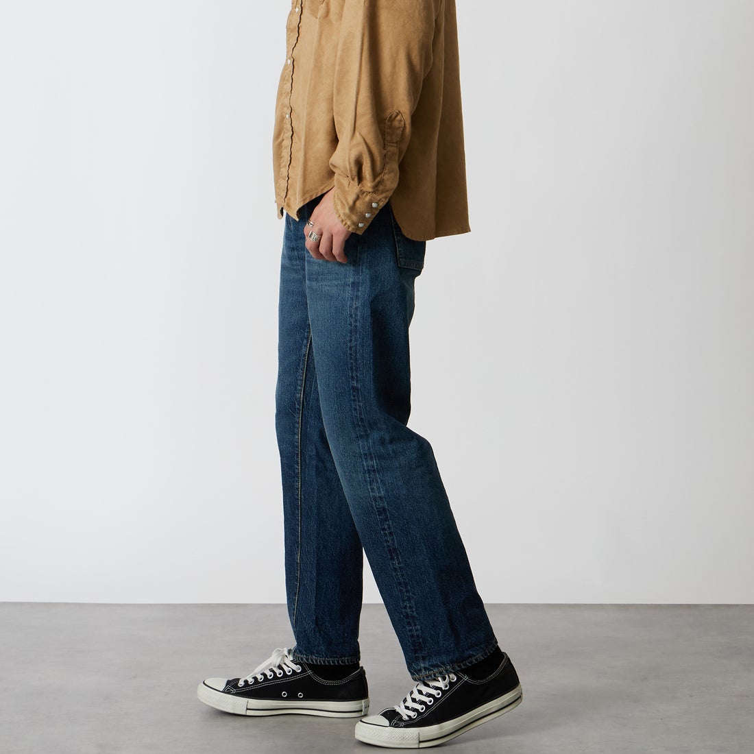 WAREHOUSE [ウエアハウス] 2ND-HAND デニムパンツ(USED WASH) [1105] D U/W (USED WASH 濃) &&モデル身長：177cm 着用サイズ：32&&