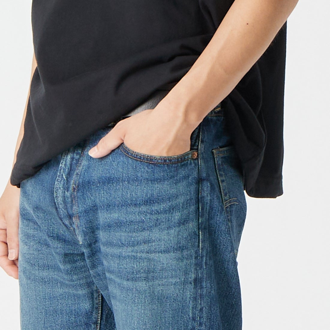 WAREHOUSE [ウエアハウス] 2ND-HAND デニムパンツ(USED WASH) [1105] D U/W (USED WASH 濃)&&モデル身長：175cm 着用サイズ：32&&