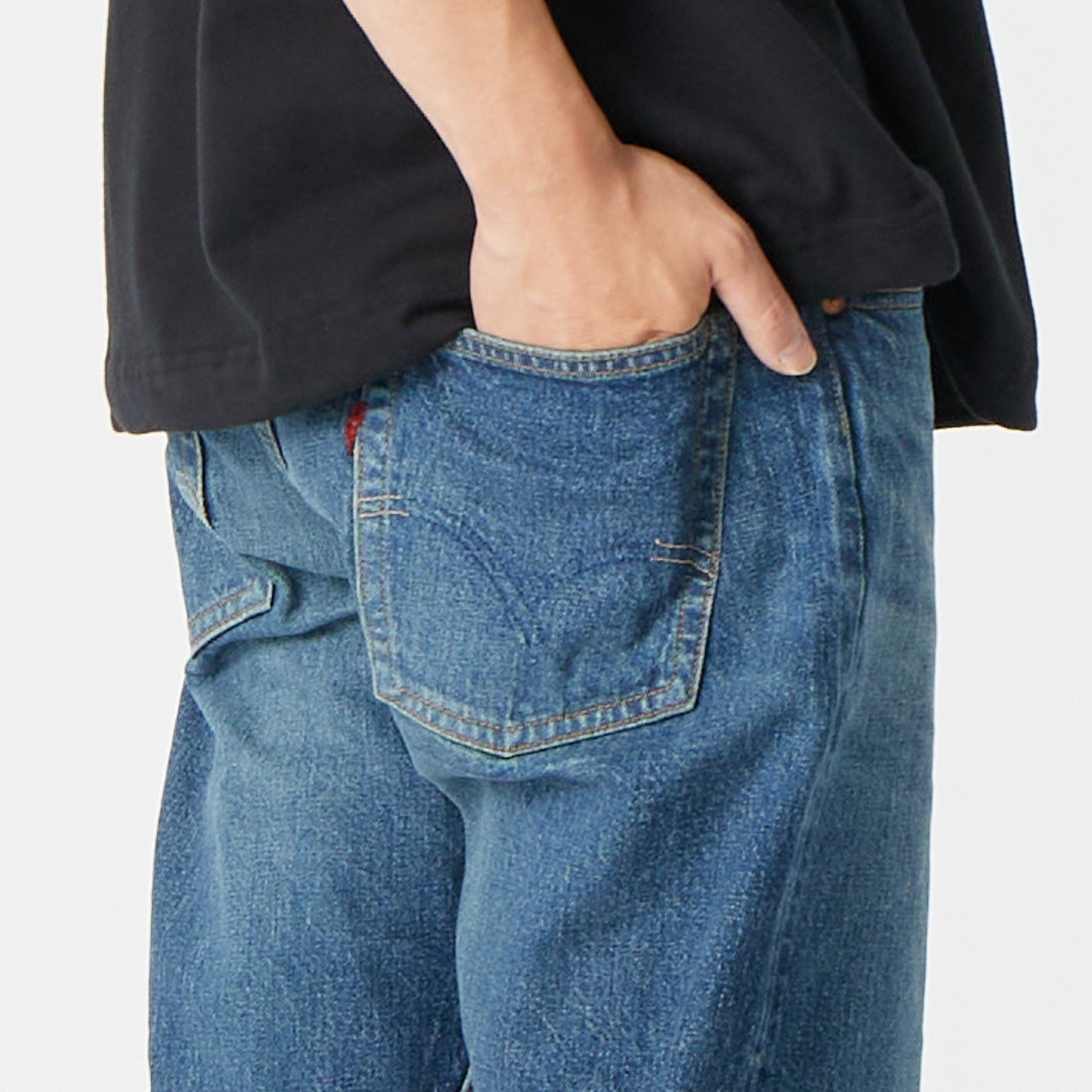 WAREHOUSE [ウエアハウス] 2ND-HAND デニムパンツ(USED WASH) [1105] D U/W (USED WASH 濃)&&モデル身長：175cm 着用サイズ：32&&