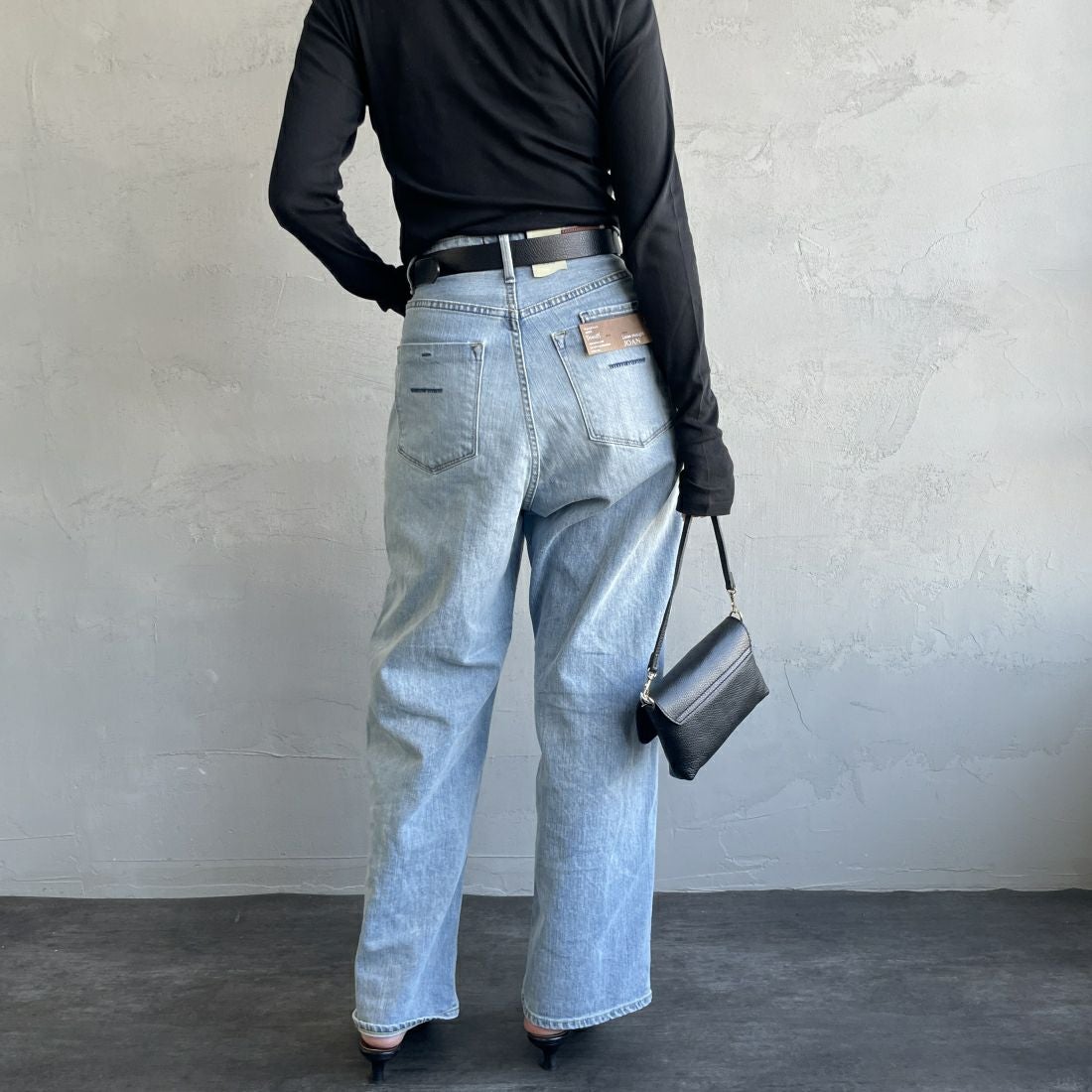 YANUK [ヤヌーク] ルーズストレート JOAN/ジョーン [57131301] FVS &&モデル身長：163cm 着用サイズ：23&&