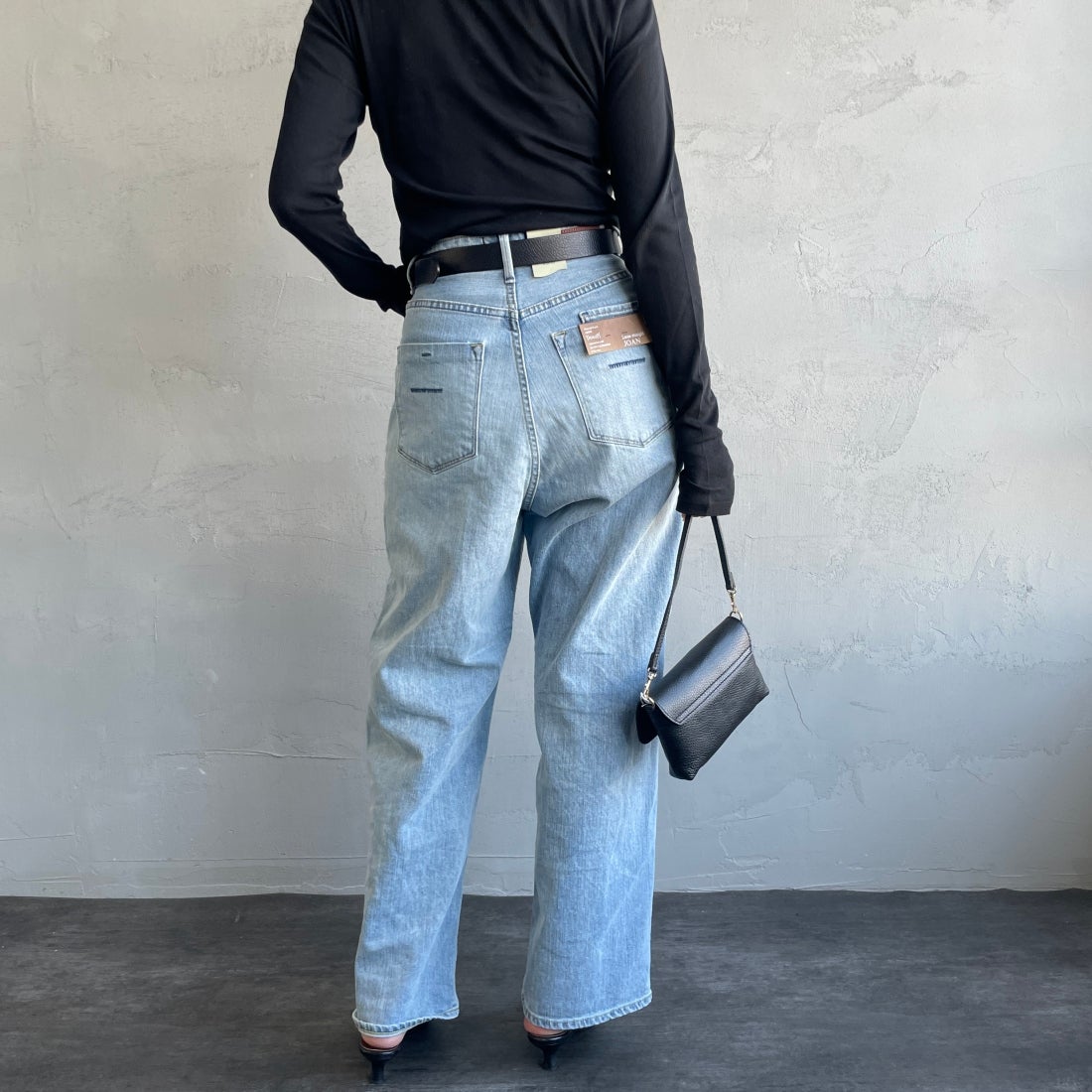 YANUK [ヤヌーク] ルーズストレート JOAN/ジョーン [57131301] FVS &&モデル身長：163cm 着用サイズ：23&&