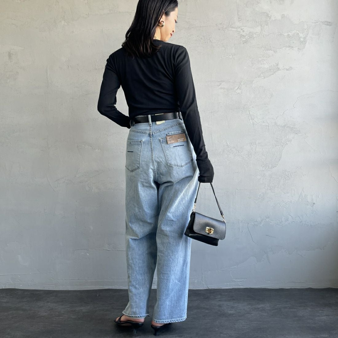 YANUK [ヤヌーク] ルーズストレート JOAN/ジョーン [57131301] FVS &&モデル身長：163cm 着用サイズ：23&&