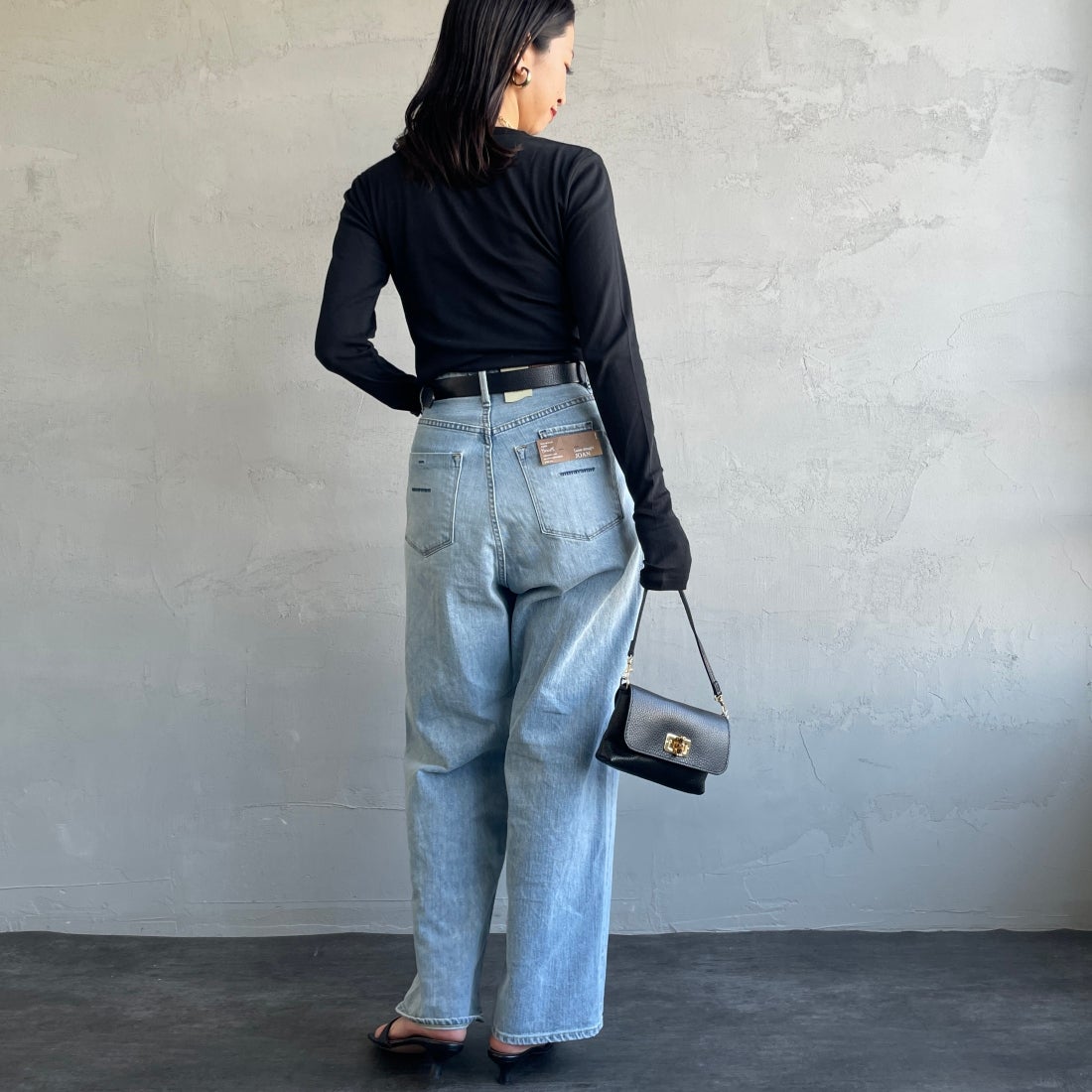 YANUK [ヤヌーク] ルーズストレート JOAN/ジョーン [57131301] FVS &&モデル身長：163cm 着用サイズ：23&&