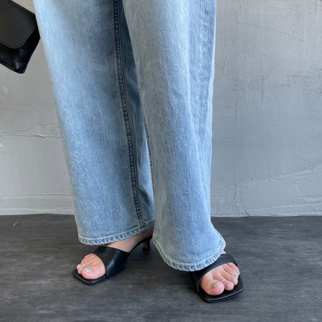 YANUK [ヤヌーク] ルーズストレート JOAN/ジョーン [57131301] FVS &&モデル身長：163cm 着用サイズ：23&&