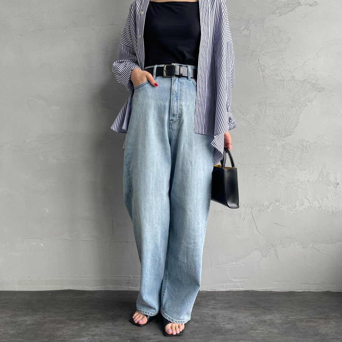 YANUK [ヤヌーク] ルーズストレート JOAN/ジョーン [57131301] FVS &&モデル身長：156cm 着用サイズ：22&&