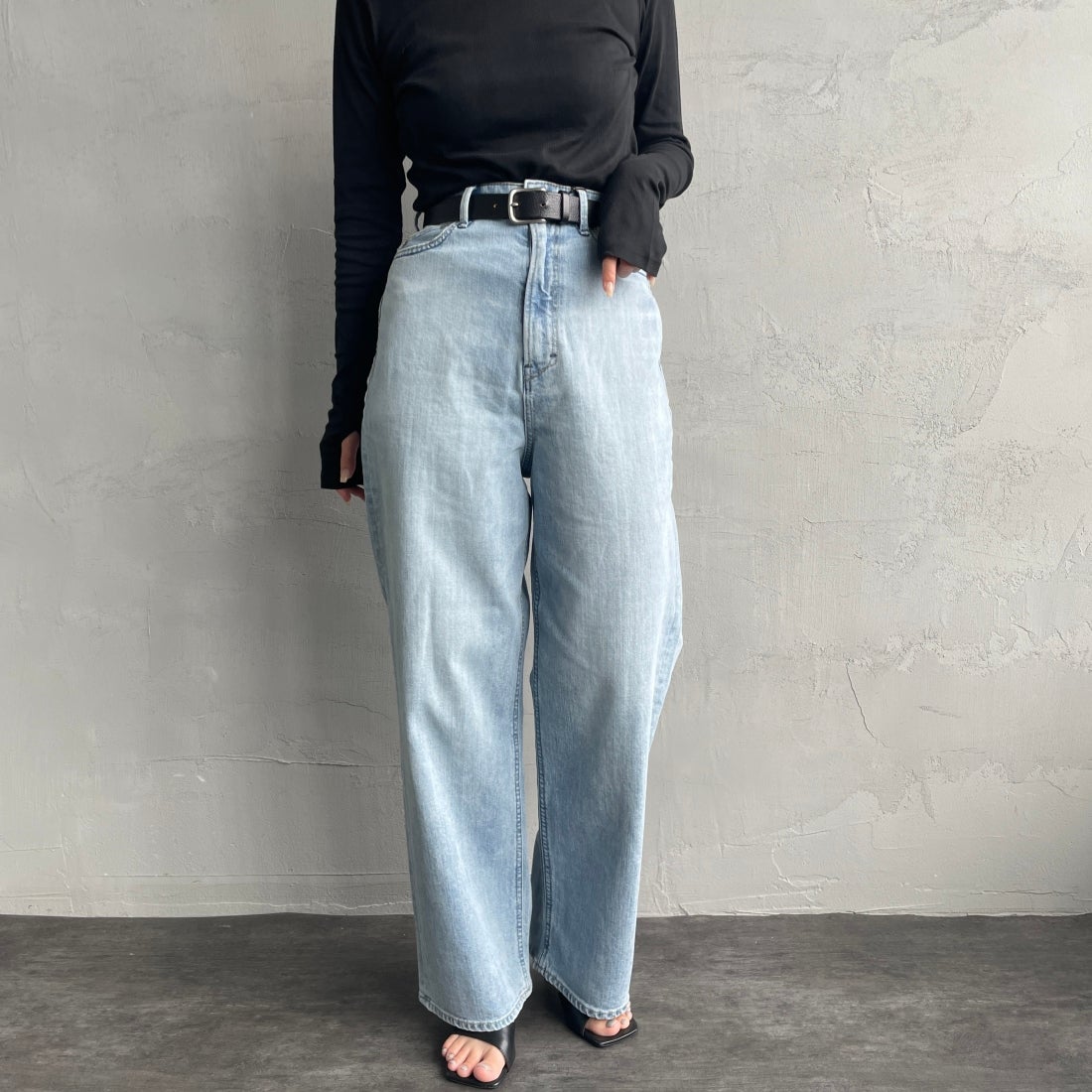 YANUK [ヤヌーク] ルーズストレート JOAN/ジョーン [57131301] FVS &&モデル身長：163cm 着用サイズ：24&&