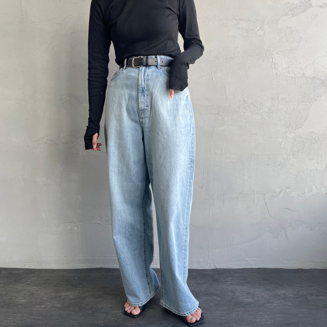 YANUK [ヤヌーク] ルーズストレート JOAN/ジョーン [57131301] FVS &&モデル身長：163cm 着用サイズ：26&&