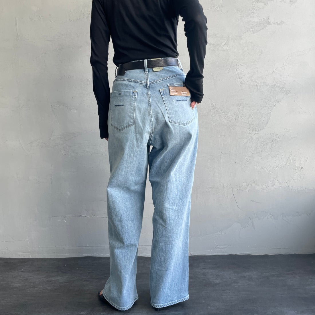 YANUK [ヤヌーク] ルーズストレート JOAN/ジョーン [57131301] FVS &&モデル身長：163cm 着用サイズ：26&&