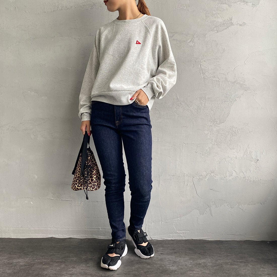 BIG JOHN [ビッグジョン] ヌードレッグ [MML106K] 001&&モデル身長：156cm　着用サイズ：S&&