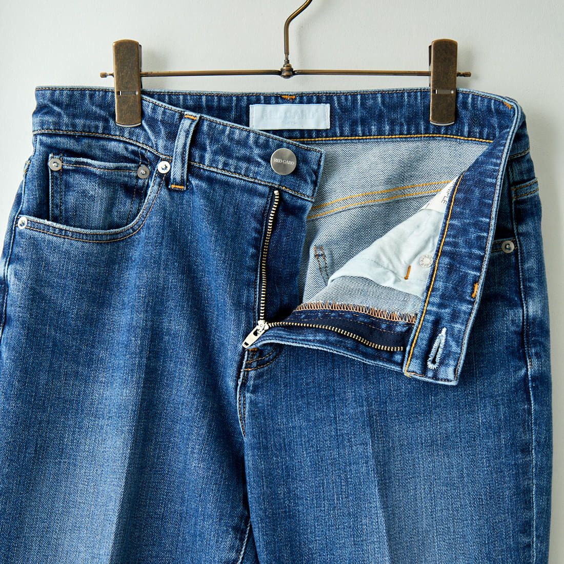 RED CARD TOKYO [レッドカード トーキョー] 辺見えみりコラボレーションモデル Emily ミッドライズフレアデニム [493513HE01-JF] C-MID BLU