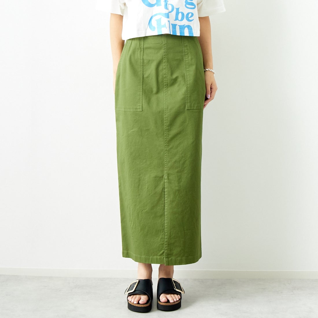 Jeans Factory Clothes [ジーンズファクトリークローズ] コットンストレッチタイトベイカースカート [ISJF-01] KHAKI &&モデル身長：167cm 着用サイズ：40&&