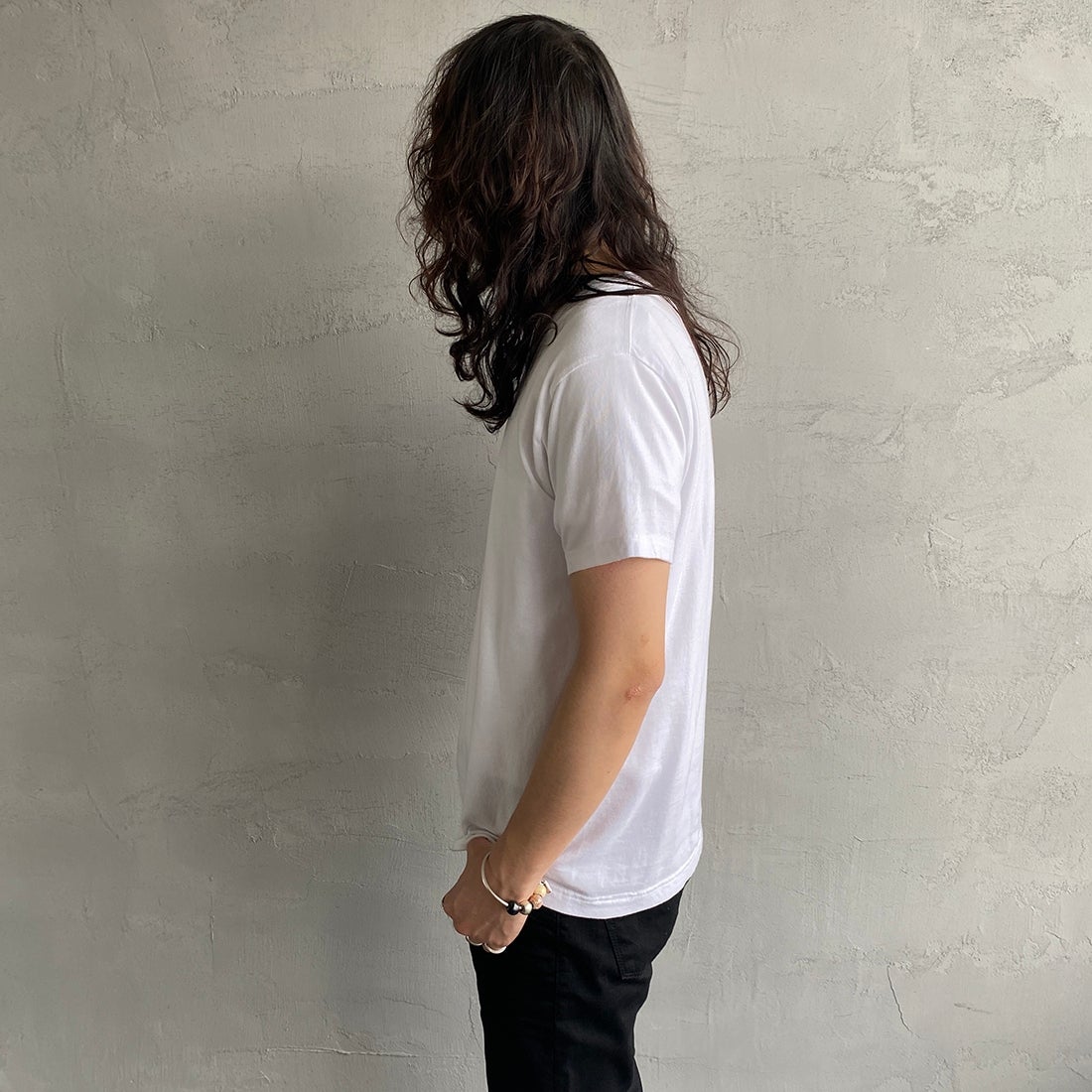 Hanes [ヘインズ] ジャパンフィット 2枚組 クルーネックTシャツ [H5320] 998 ｱｿｰﾄ &&モデル身長：173cm 着用サイズ：M&&