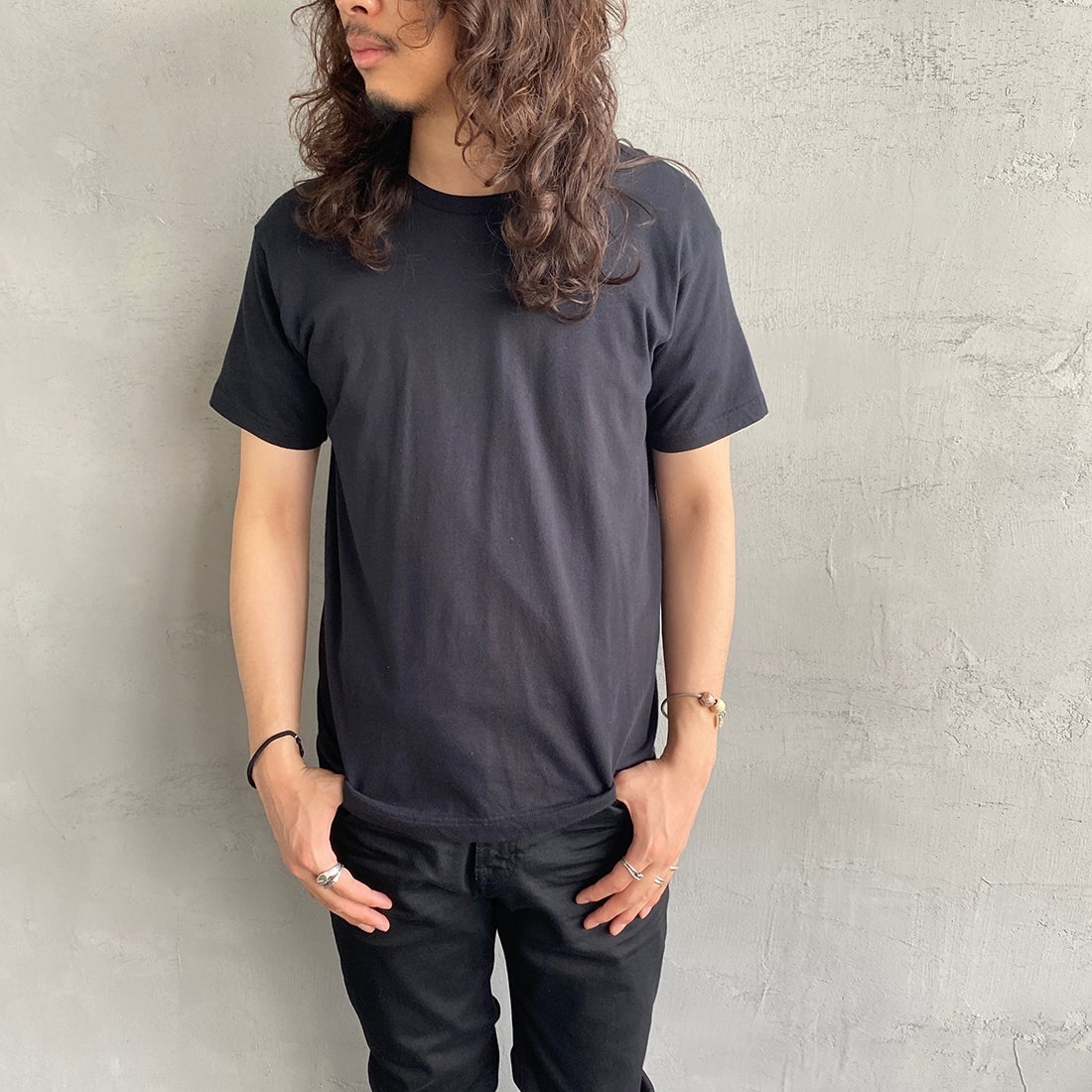 Hanes [ヘインズ] ジャパンフィット 2枚組 クルーネックTシャツ [H5320] 998 ｱｿｰﾄ &&モデル身長：173cm 着用サイズ：M&&