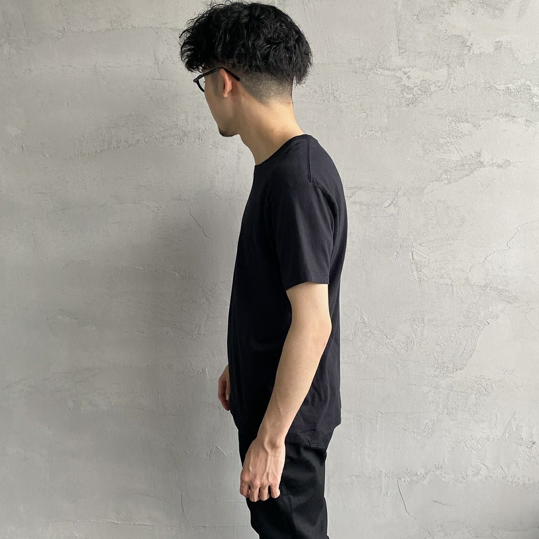 Hanes [ヘインズ] ジャパンフィット 2枚組 クルーネックTシャツ [H5320] 998 ｱｿｰﾄ &&モデル身長：168cm 着用サイズ：M&&