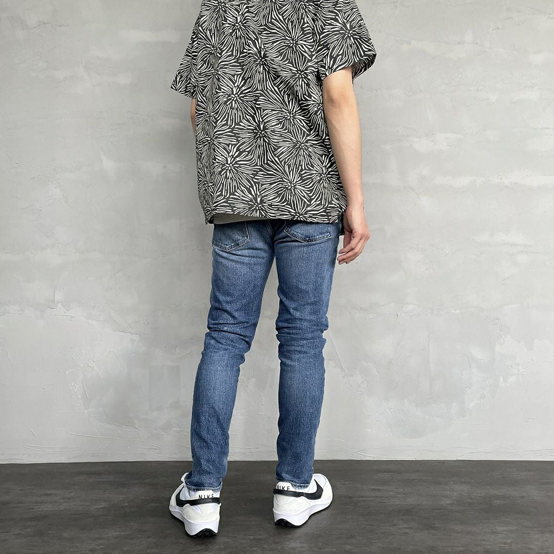 RED CARD TOKYO [レッドカード トーキョー] Rhythm スリムテーパードデニム [71786301VMD] K-VINT MID &&モデル身長：173cm 着用サイズ：29&&