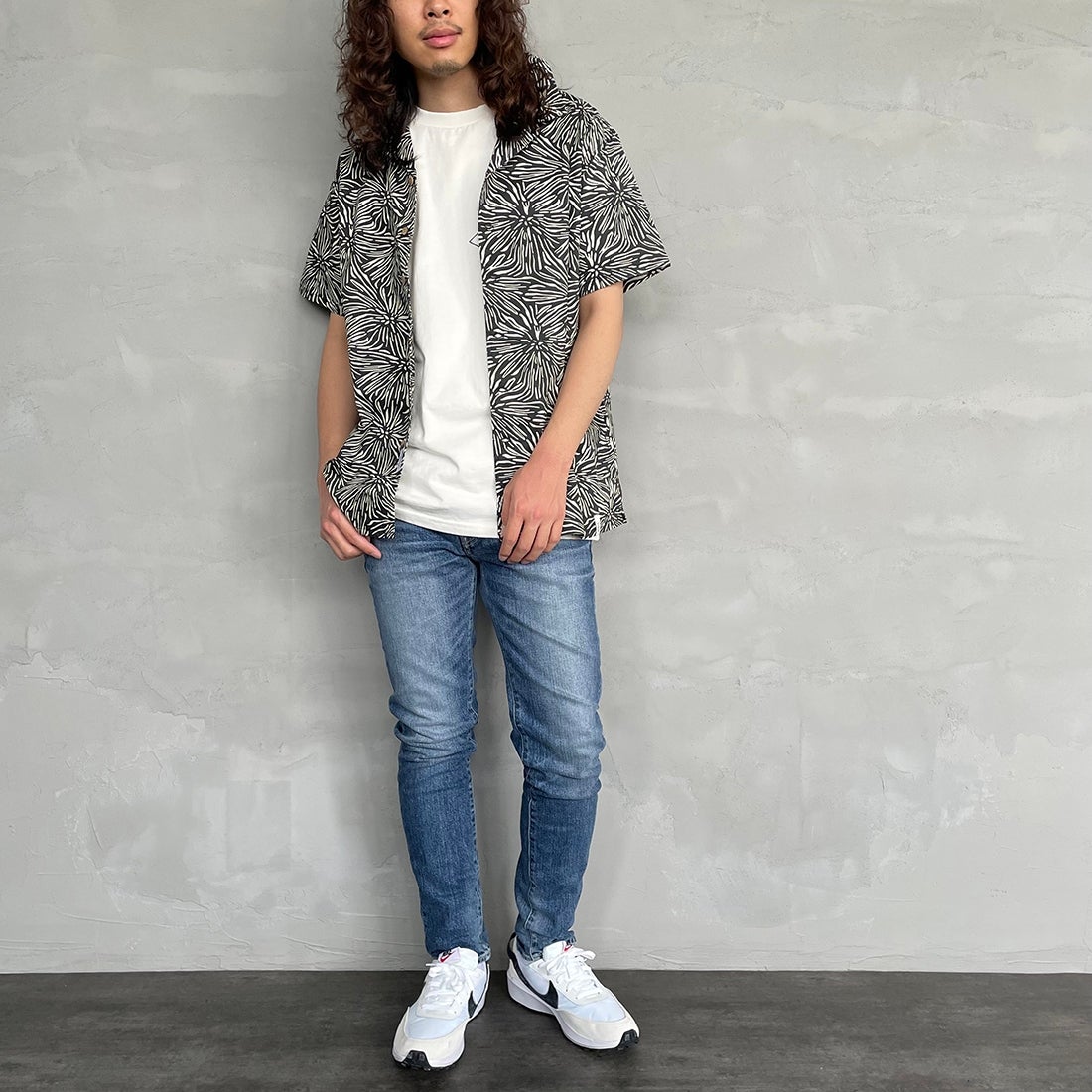 RED CARD TOKYO [レッドカード トーキョー] Rhythm スリムテーパードデニム [71786301VMD] K-VINT MID &&モデル身長：173cm 着用サイズ：29&&