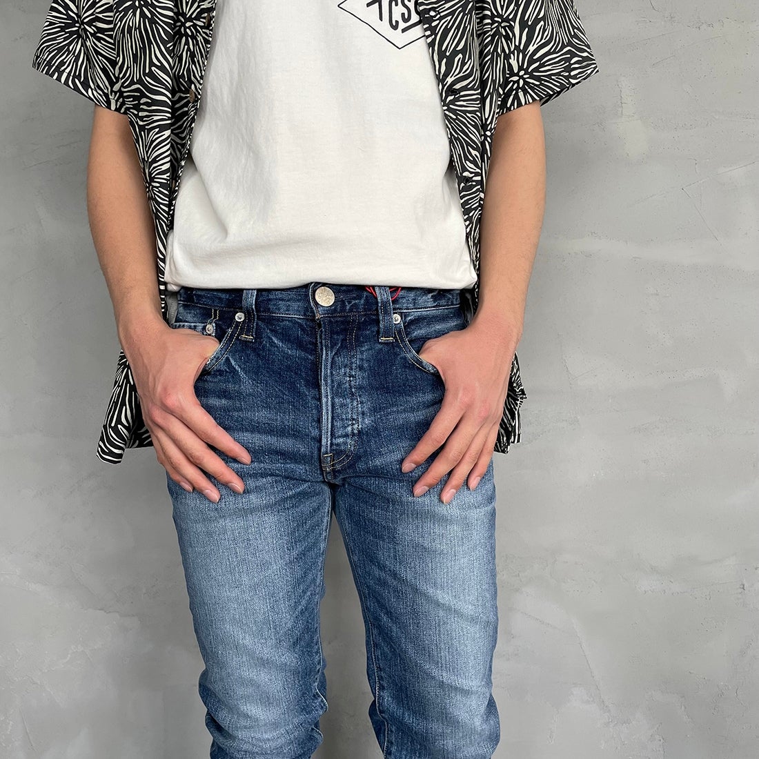 RED CARD TOKYO [レッドカード トーキョー] Rhythm スリムテーパードデニム [71786301VMD] K-VINT MID &&モデル身長：173cm 着用サイズ：29&&