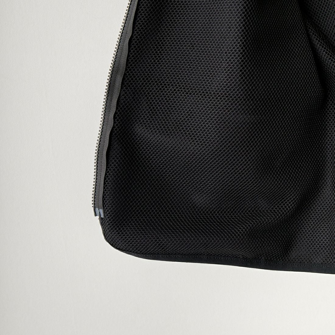 UNIVERSAL OVERALL [ユニバーサルオーバーオール] 別注 MAKINOガーデナーベスト [U2313404IN-JF] BLACK