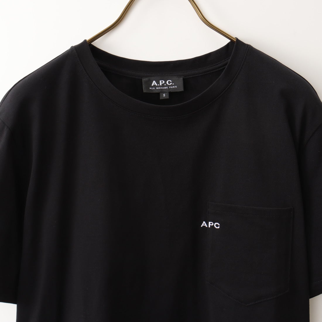 A.P.C. [アー・ペー・セー] ポケットTシャツ [POCKET-EMB-T] 99NOIR