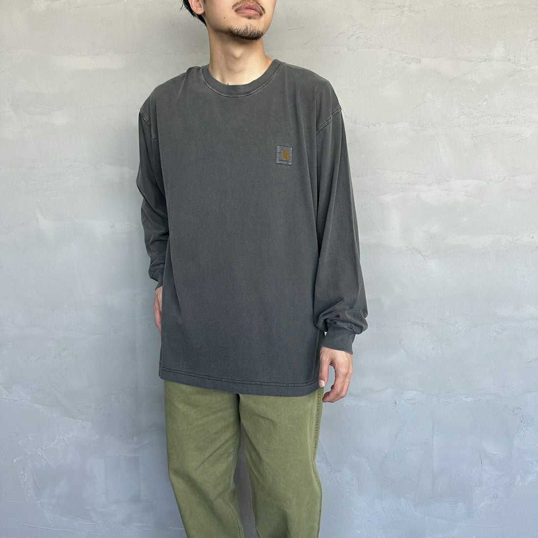 carhartt WIP [カーハートダブリューアイピー] ロングスリーブネルソンTシャツ [I029948] BLACK &&モデル身長：168cm 着用サイズ：M&&