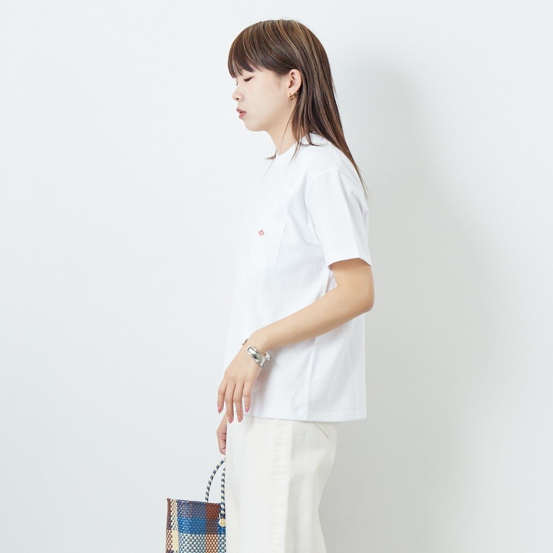 DANTON [ダントン] ソリッド ポケットTシャツ [DT-C0197TCB] WHITE &&モデル身長：167cm 着用サイズ：S&&