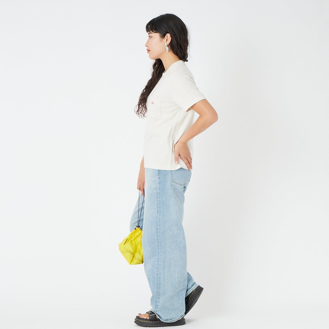 DANTON [ダントン] ソリッド ポケットTシャツ [DT-C0197TCB] H.IVORY &&モデル身長：162cm 着用サイズ：XS&&