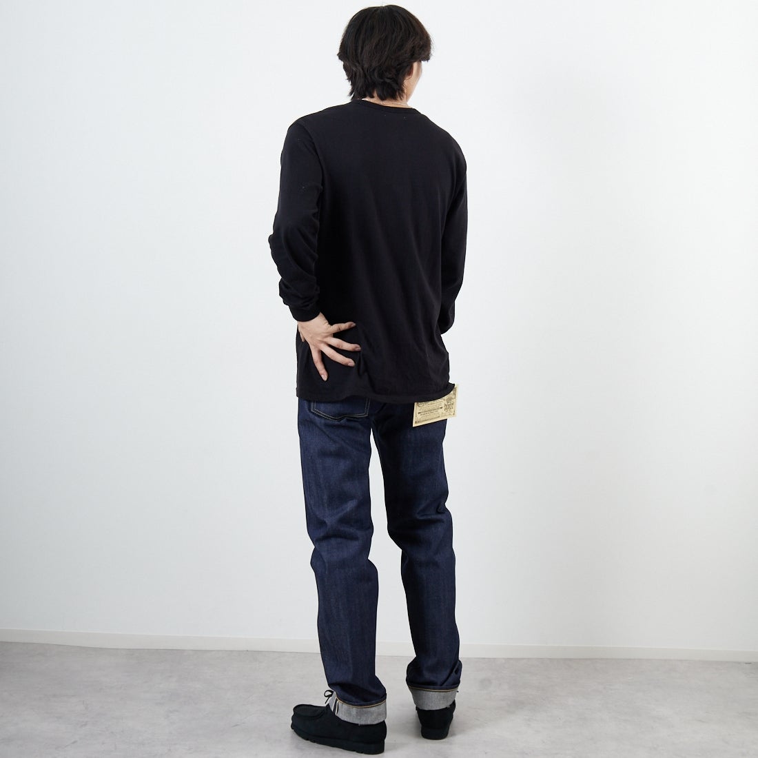 LEVI'S VINTAGE CLOTHING [リーバイス ヴィンテージ クロージング] 1966モデル 501 [66501-01] 46 RIGID &&モデル身長：179cm 着用サイズ：30&&