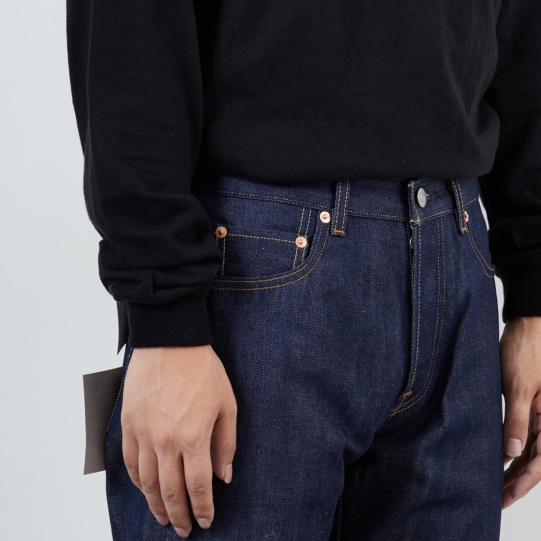 LEVI'S VINTAGE CLOTHING [リーバイス ヴィンテージ クロージング] 1966モデル 501 [66501-01] 46 RIGID &&モデル身長：179cm 着用サイズ：30&&