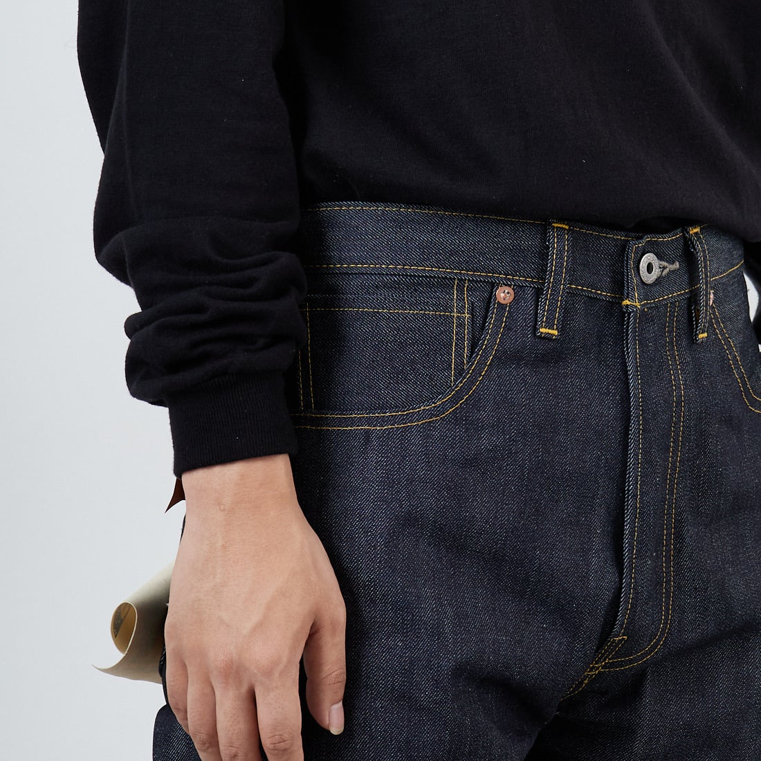 LEVIS Vintage Clothing [リーバイス ヴィンテージ クロージング] 1944モデル 501 [44501-00] 88 RIGID &&モデル身長：179cm 着用サイズ：32&&