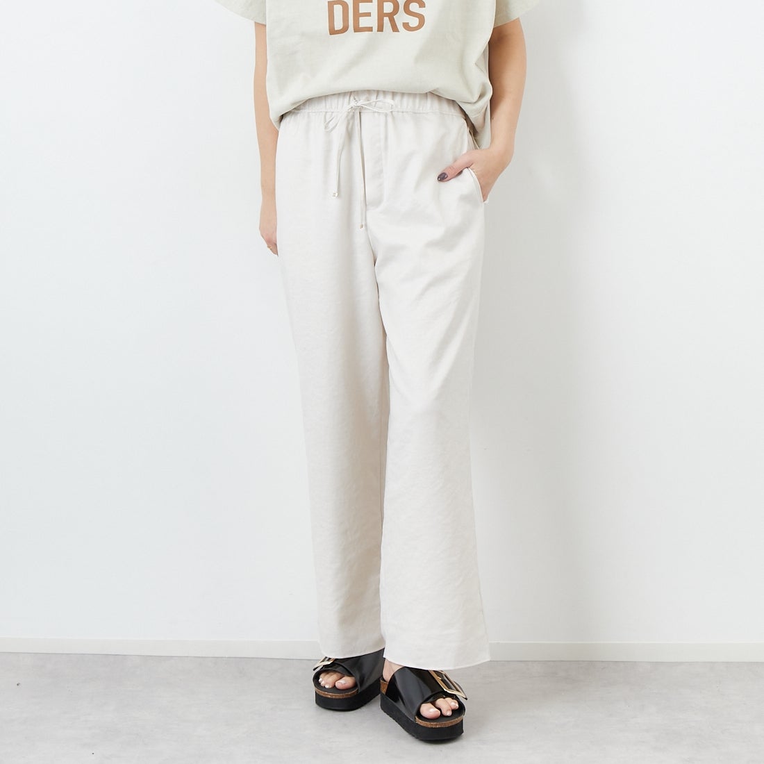 120 ｵﾌﾎﾜｲﾄ&&モデル身長：167cm 着用サイズ：38&&