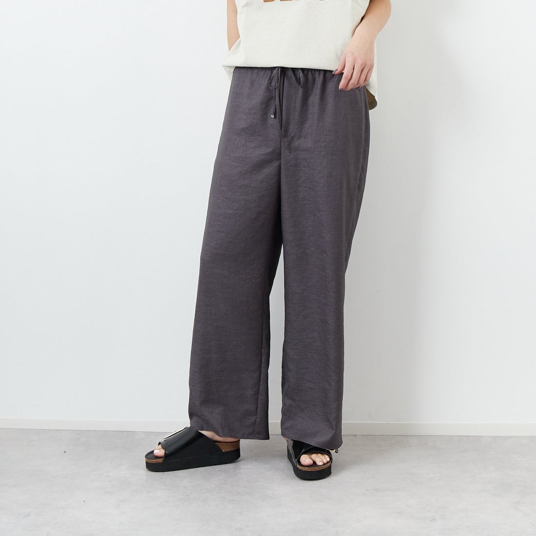 Jeans Factory Clothes [ジーンズファクトリークローズ] 杢調タンブラーツイルワイドパンツ [J-4402] 030 ﾁｬｺｰﾙ &&モデル身長：167cm 着用サイズ：38&&