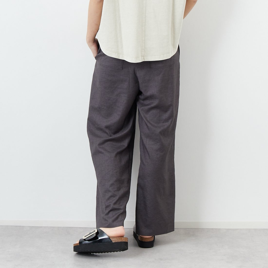 Jeans Factory Clothes [ジーンズファクトリークローズ] 杢調タンブラーツイルワイドパンツ [J-4402] 030 ﾁｬｺｰﾙ &&モデル身長：167cm 着用サイズ：38&&