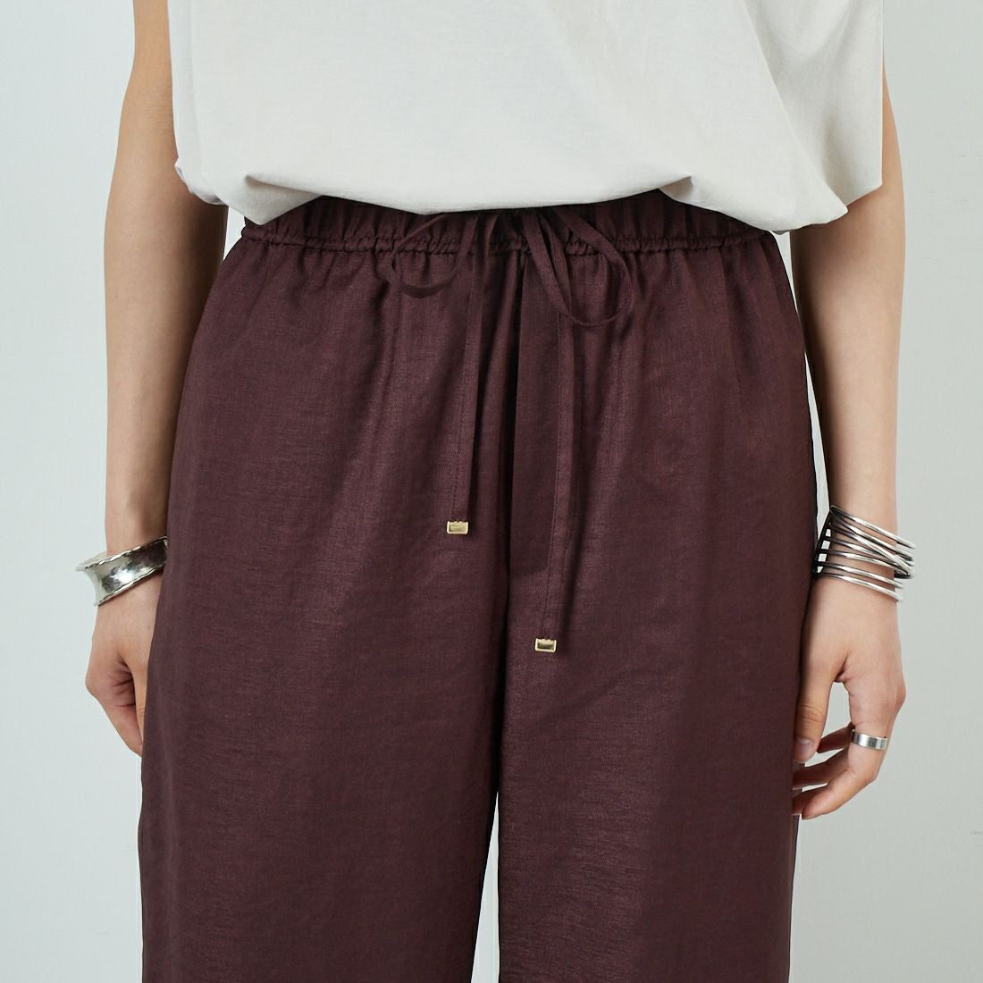 Jeans Factory Clothes [ジーンズファクトリークローズ] 杢調タンブラーツイルワイドパンツ [J-4402] 833 ﾌﾞﾗｳﾝ &&モデル身長：160cm 着用サイズ：36&&