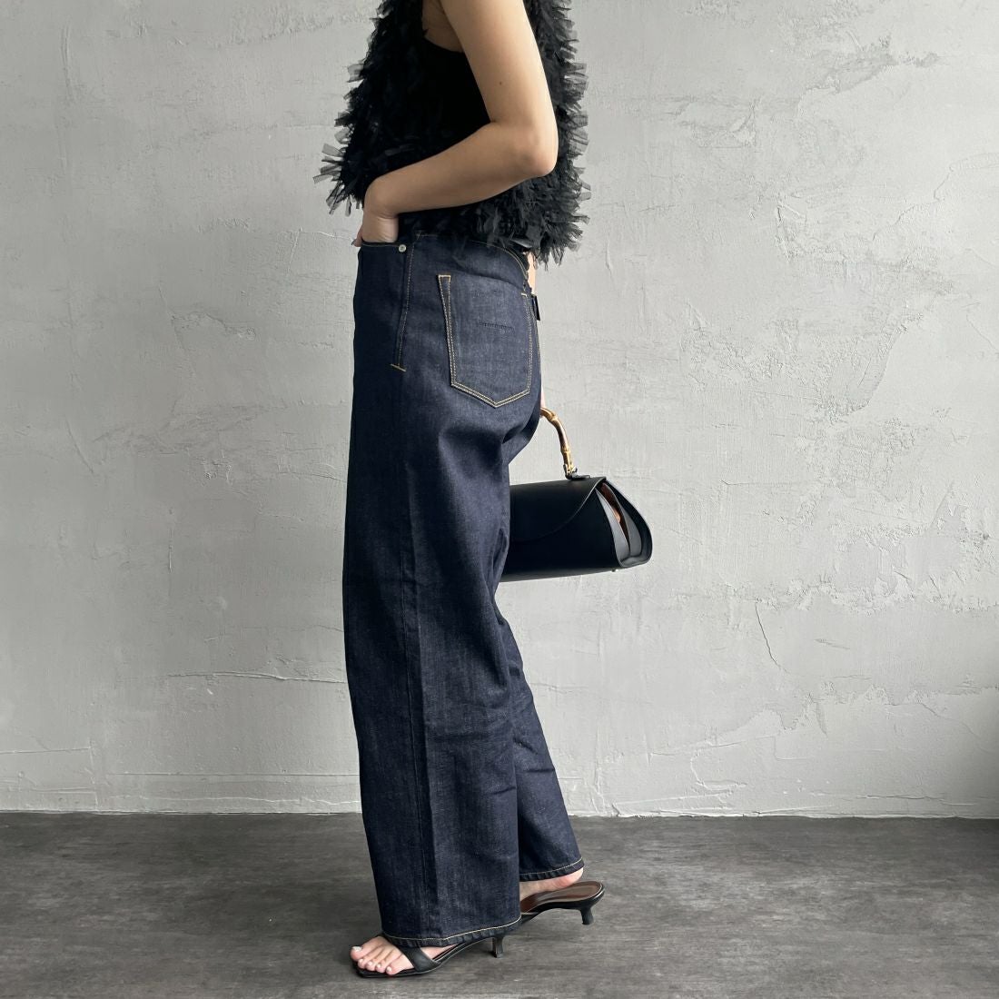 YANUK [ヤヌーク] ルーズストレート JOAN/ジョーン [57132220] OWI&&モデル身長：163cm　着用サイズ：24&&