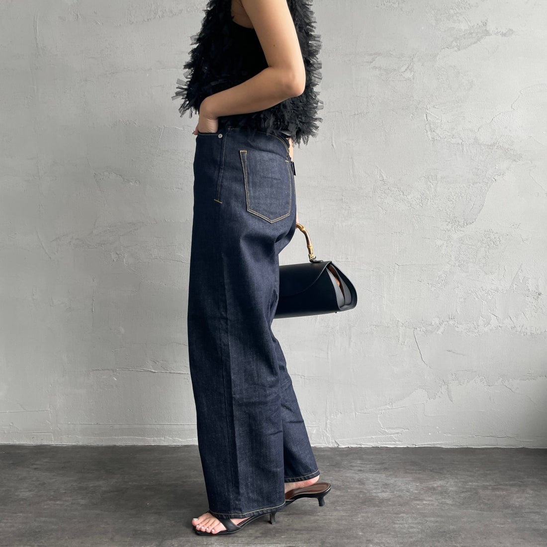 YANUK [ヤヌーク] ルーズストレート JOAN/ジョーン [57132220] OWI&&モデル身長：163cm　着用サイズ：24&&