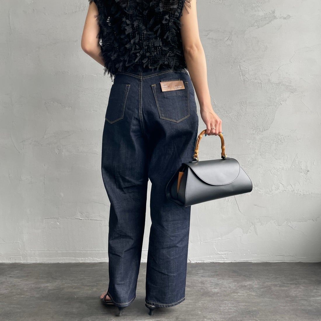 YANUK [ヤヌーク] ルーズストレート JOAN/ジョーン [57132220] OWI&&モデル身長：163cm　着用サイズ：24&&