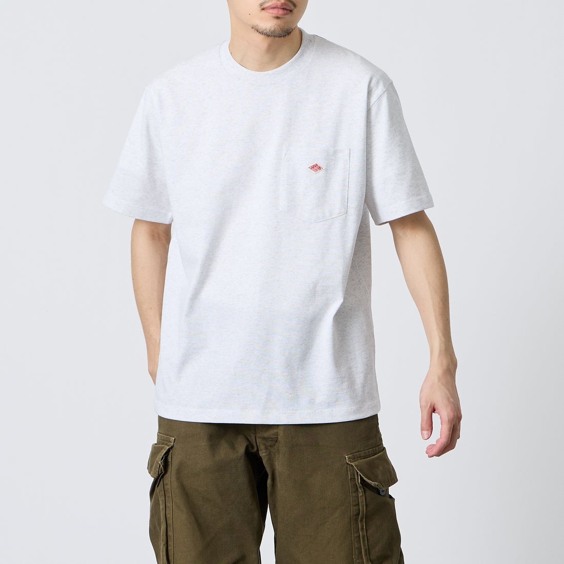 DANTON [ダントン] ソリッド ポケットTシャツ [DT-C0198TCB] HEATHER WH &&モデル身長：168cm 着用サイズ：M&&