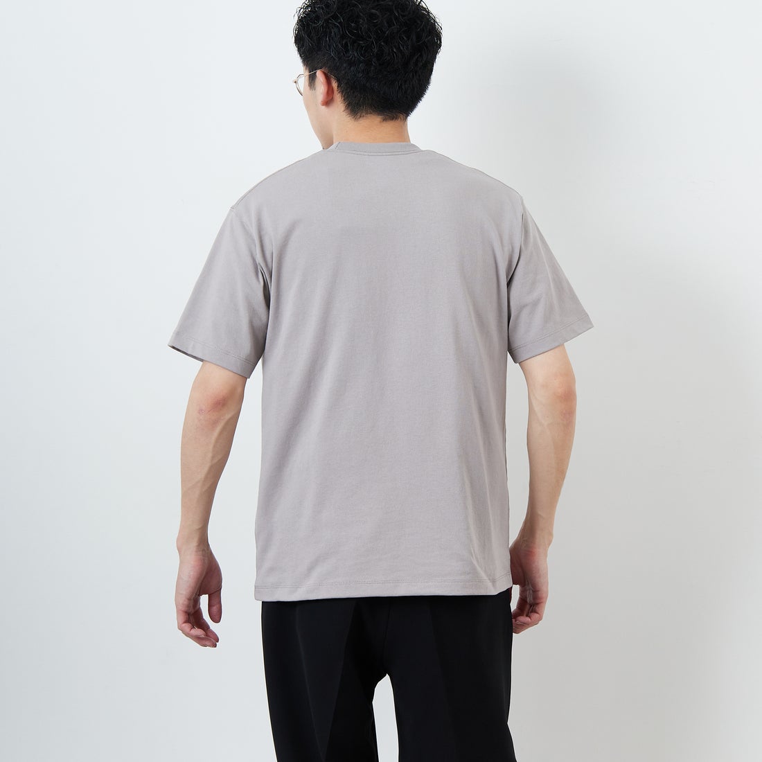 DANTON [ダントン] ソリッド ポケットTシャツ [DT-C0198TCB] LT.GREY &&モデル身長：168cm 着用サイズ：S&&