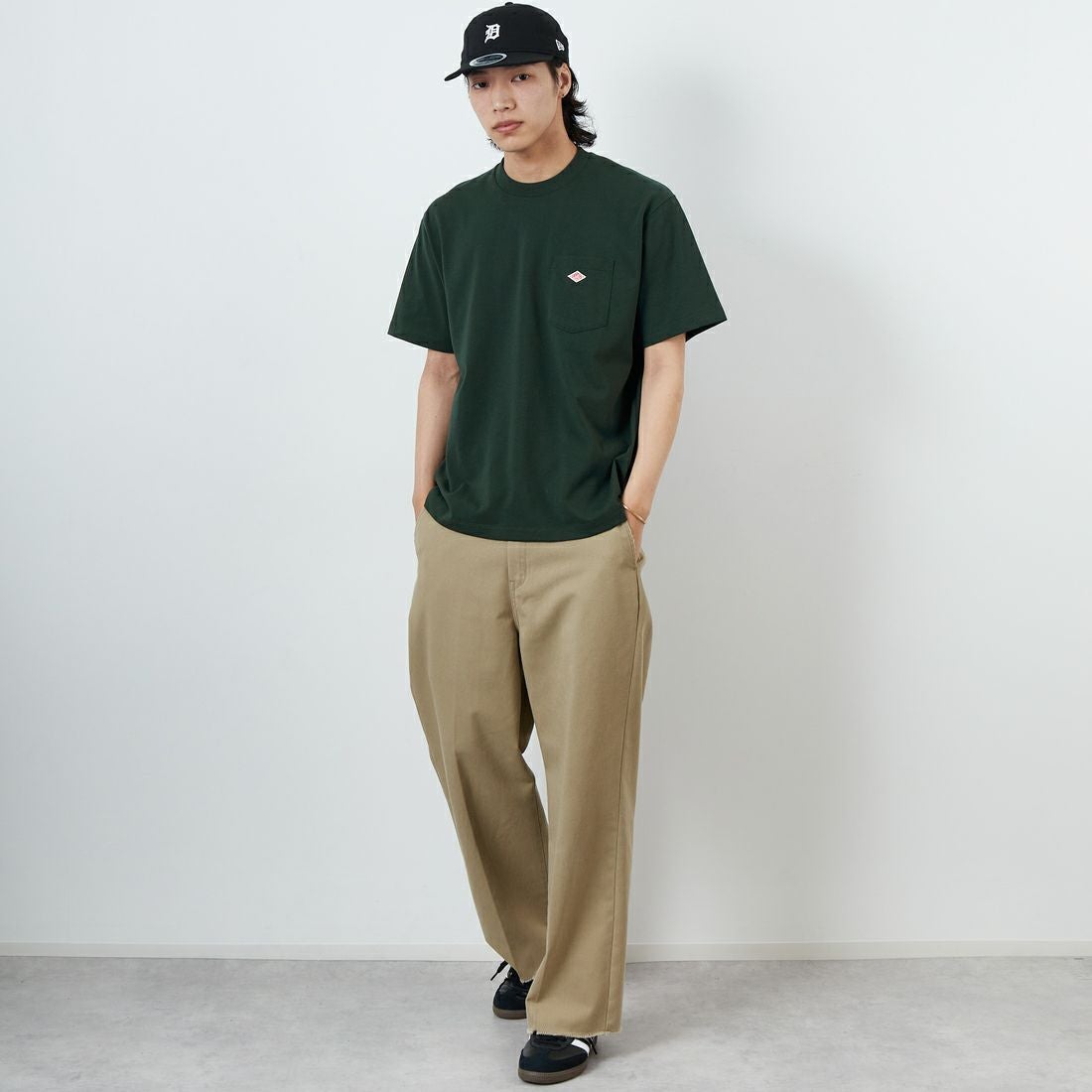 DANTON [ダントン] ソリッド ポケットTシャツ [DT-C0198TCB] FOREST &&モデル身長：179cm 着用サイズ：L&&