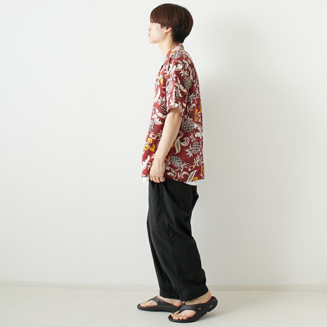 SUN SURF [サンサーフ] レーヨンハワイアンシャツ [SS39022] 138 BROWN &&モデル身長：169cm 着用サイズ：XL&&